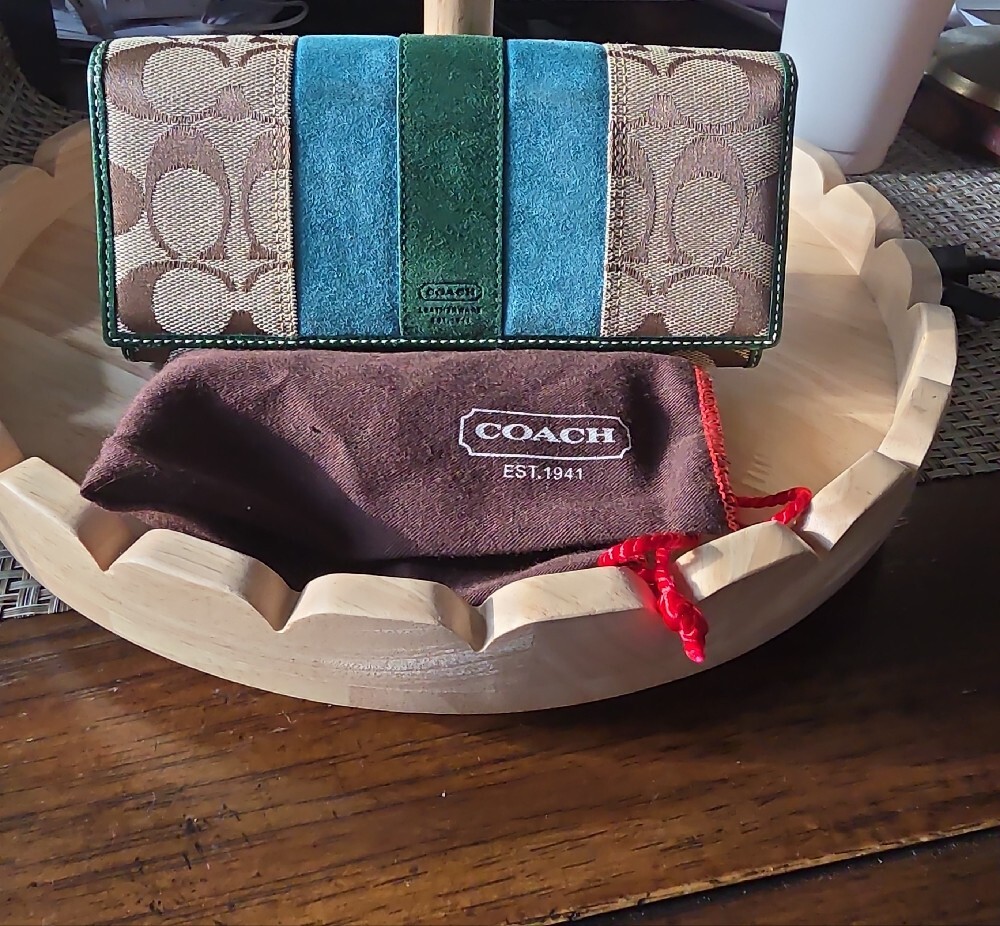 Coach Signature Canvas Bifold Long Wallet in Khaki with Teal & Green Suede - Picture 11 of 11